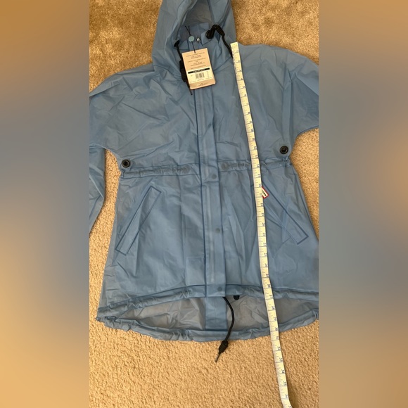 HUNTER - Hooded Waterproof Jacket
NWT/NEW Size XS - Picture 5 of 16